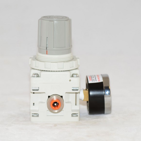 vacuum-regulator-vr2000-lside